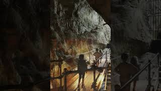La cueva de Santimamiñe: 🐎🐃Tesoro Paleolítico y Patrimonio de la Humanidad en el País Vasco.#shorts