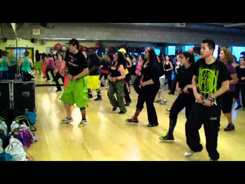 Al Gato Y Al Raton - Banda Machos - Banda Dance Fitness Class w/ Bradley