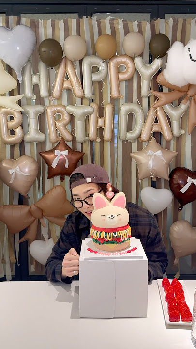 It's 🦊's birthday🤎 #StrayKids #스트레이키즈 #아이엔 #I_N #HappyINDay #YouMakeStrayKidsStay