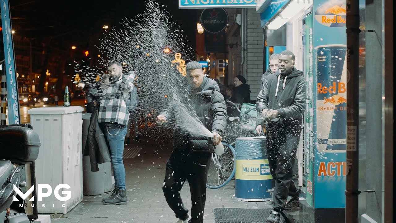 Regardez JayKoppig & Henkie T - Champy (Prod. Gillibeatsz) sur YouTube Regardez JayKoppig & Henkie T - Champy (Prod. Gillibeatsz) sur YouTube