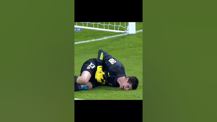 Quando o goleiro consegue concertar a cagada #futebol #goleiro #brasil
