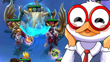 I reached 10 Shimmerscale Prismatic in Stage 5-1. It turns your Shimmerscale items RADIANT?!