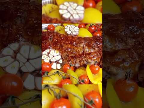 Сочный мясной рулет на праздничный стол! Рецепт на моем канале! #мясо #свинина #праздничныерецепты