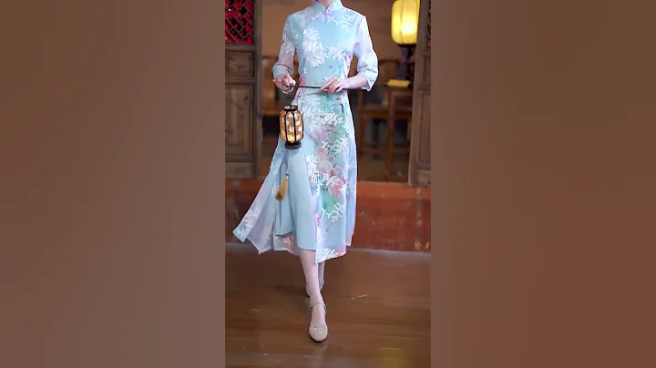 Traditional Chinese costumes! Do you like it?#cheongsam  #style  #beautifulwoman  #clothing - DayDayNews