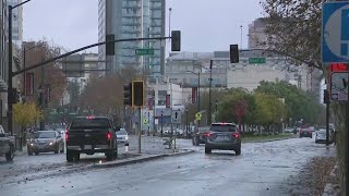 Winds knock out power to thousands across the Bay Area