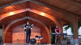 Hey Jude (Beatles cover) - Jimmy Hooper and Victoria Quartararo