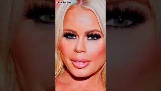 Beautiful Skillful Mommy Performers