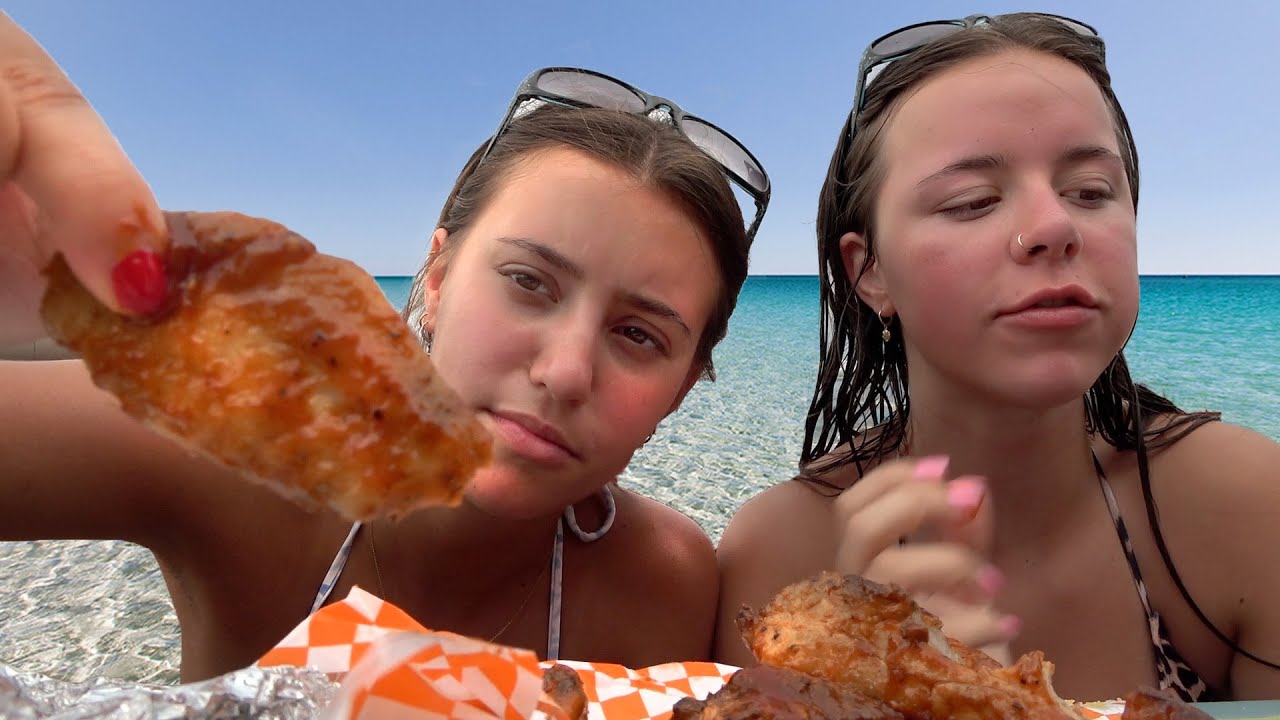 Mukbang In The Middle Of The Ocean!!
