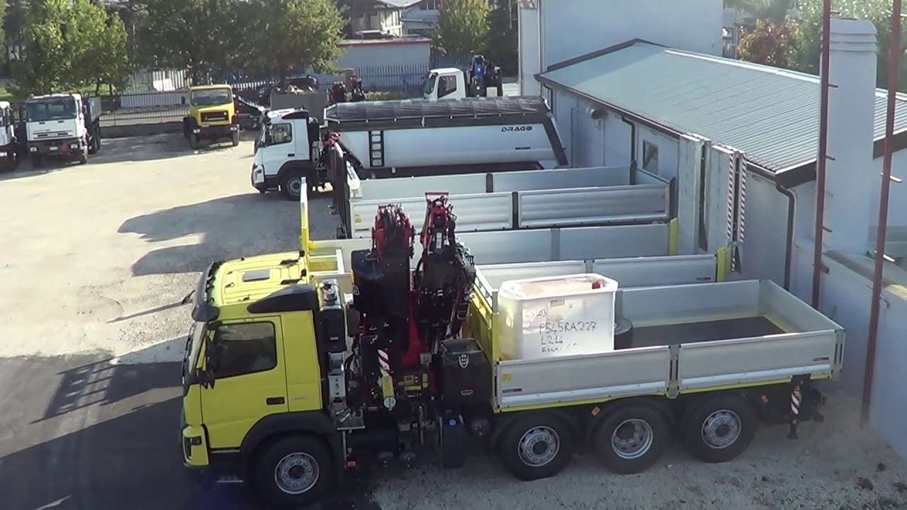 N. 2 Volvo FMX 500 1+3 assi - Con attrezzature demontabili