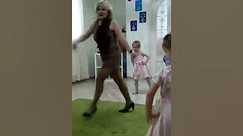 воспитатель детского сада в образе, ржака))))