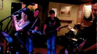 What's going on by 4 non blondes by Kim Kupershcmid & Steel Horse at Hub (Lighter)