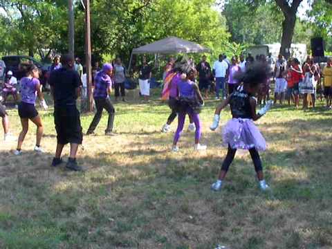 Kendall Jackson's Devastation Dance Crew (DDC) Got Me Going East Trenton 7.17.10