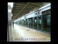 guangnaru subway door getting repaired