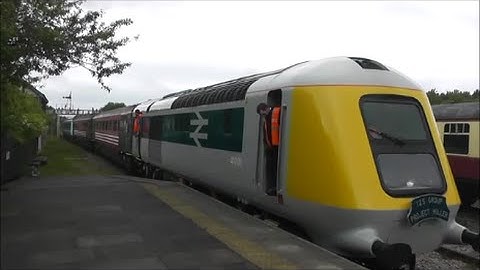 Prototype HST "Screaming Valenta" 41001 with 56097 | Great Central Railway