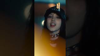 由 #宋雨琦 演绎的《Radio (Dum-Dum)》上线以来收获百万收藏。宋雨琦独特的烟嗓与音效交织,呈现出迷离又深沉的情绪波动,让人一听就沉浸其中 | TME腾讯音乐 | 2025流行音乐