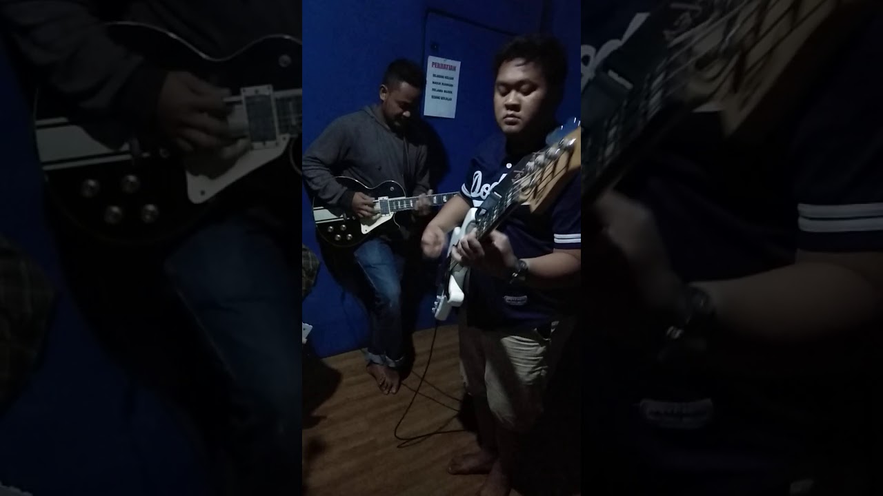 Meraih mimpi J'rock Cover Capruk Band :D - YouTube