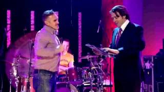 Morrissey Jonathan Ross Friday 13th February PERFORMANCE (www.viva-moz.com)