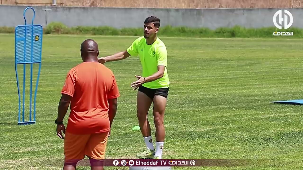 شاهد ... التدريبات الشاقة لفريق مولودية الجزائر صباح اليوم