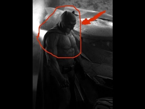 The New Batman Costume and Batmobile REVEALED (Batfleck ...