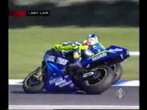 Valentino Rossi vs Sete Gibernau last lap