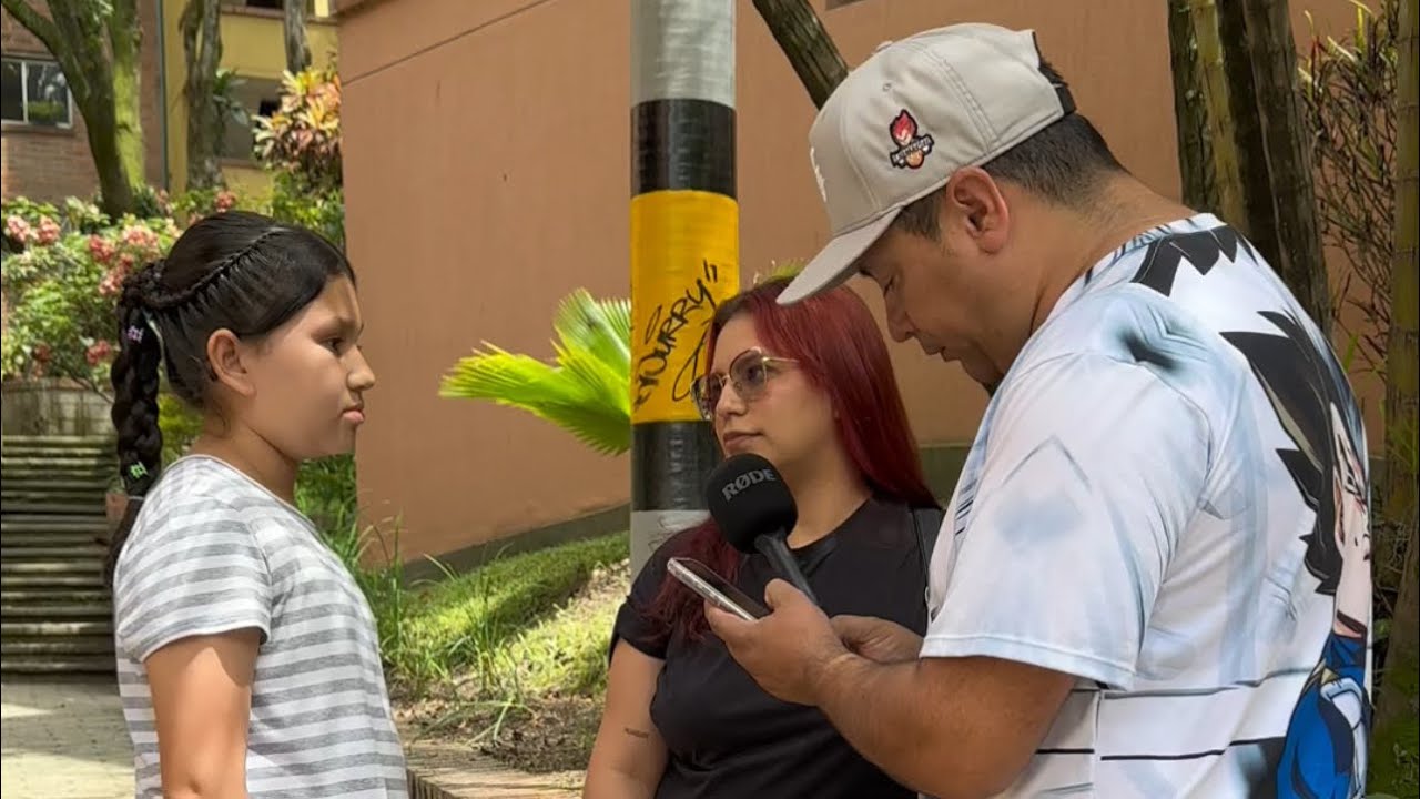 Le ofrezco dinero por revisar el celular de su hija y tremenda sorpresa no llevamos #viral #mama