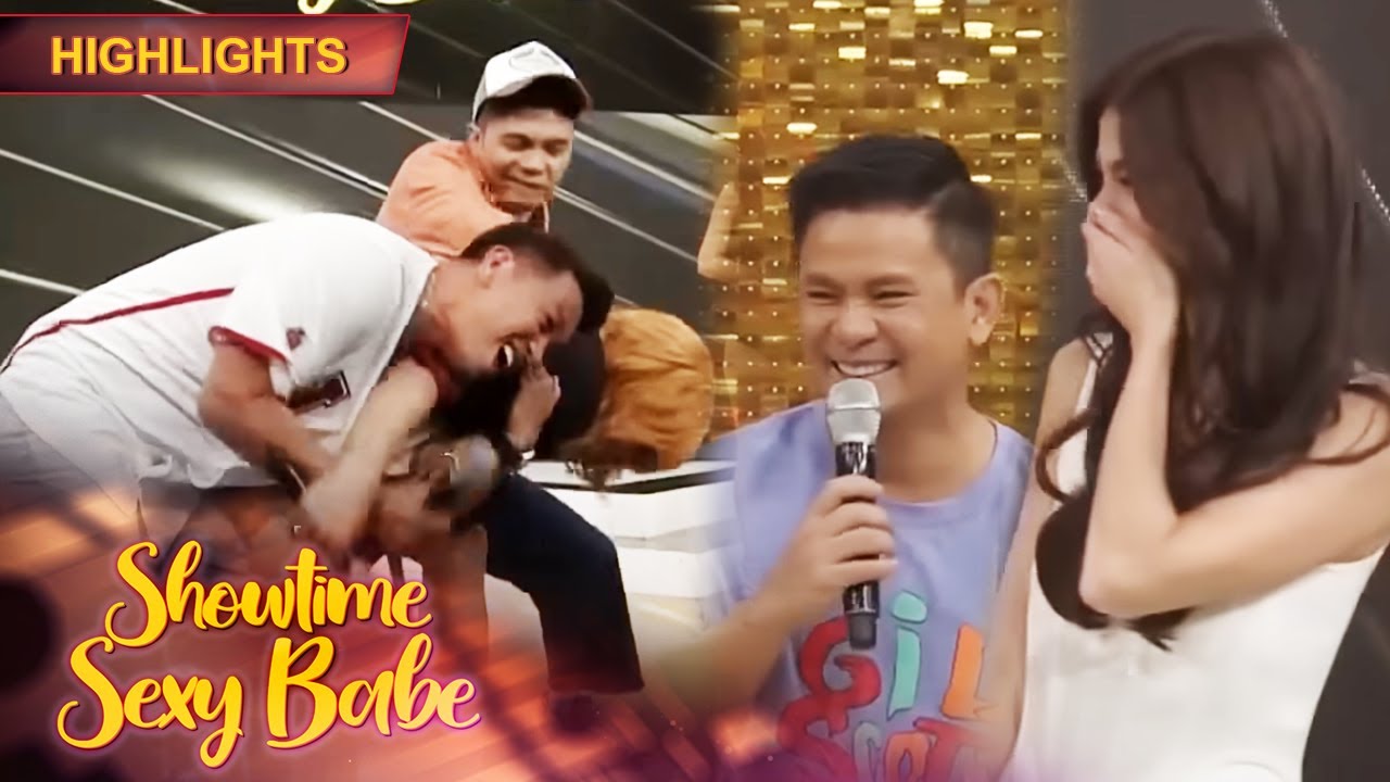 ⁣Anne and Ogie watch Jhong, Vhong, and Vice while playing with each other | Showtime Sexy Babe