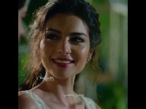 وقفت حياتي كلها في لحظة دي وكاني تيهة ودنيتي بتلف بيا