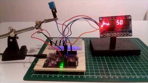 DHT11 Sensor & TM1638 Shield am Maker UNO