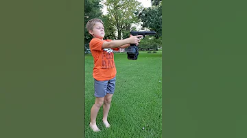 Kid Shooting Airsoft Gun 