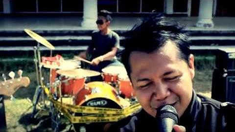 Stickfin Band - Dewiku