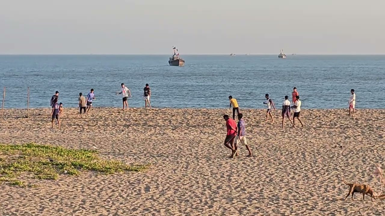 ગોમતીમાતા બીચ અને ફિશિંગ જેટ્ટી વણાંકબારા 