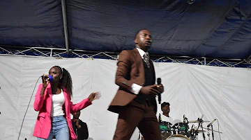 Mathias Mhere Asimudza Mutare Pa Album Launch  ya Dorcas Moyo