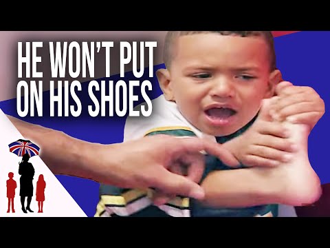 3yr Old Throws Epic Tantrum and Pees On Shop Floor | Supernanny