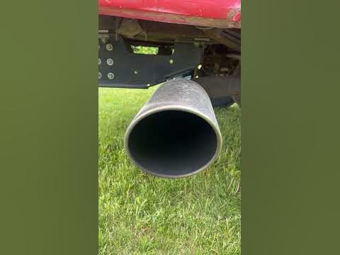 7.3 Powerstroke Exhaust Idle - YouTube