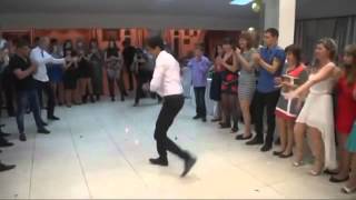 Танец на свадьбе - HOW RUSSIANS DANCE (in interest) !!!