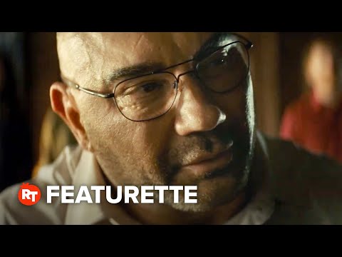 Knock at the Cabin Featurette - A Look Inside (2023)