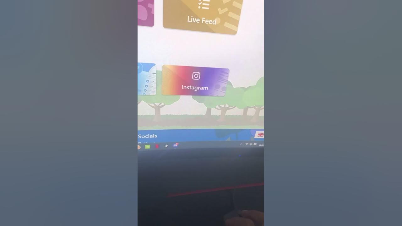 How to get free robux using bux.fun - YouTube