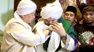 Pulang dari Turki, Opick Bawa Rambut Nabi Muhammad SAW ke Indonesia