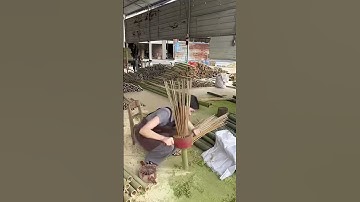 Splitting process of bamboo into strips