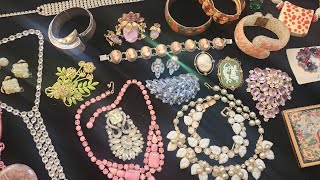 FLEA MARKET JACKPOT! BE YOURSELF TO WIN! Mega collection of gold, silver, rhinestones, designer +