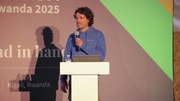 Tutorial: Reinforcement Learning; The Intuition Behind Policy Gradients by Dr. Arnu Pretorius