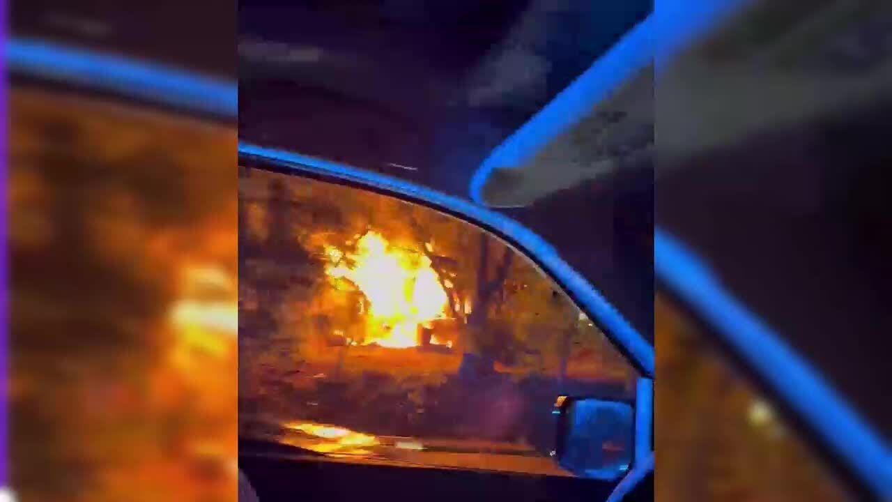 2 firefighters hurt in Greenville County house fire - YouTube