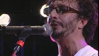 Video thumbnail of "Fito Páez - Cerca de la revolución (San Pedro Rock II - 2004)"