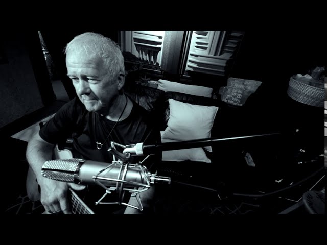 Tonton Murray McLauchlan - The One Percent (Official Video) di YouTube
