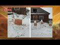 Протести в Росії: жінка влаштувала мітинг сніговиків