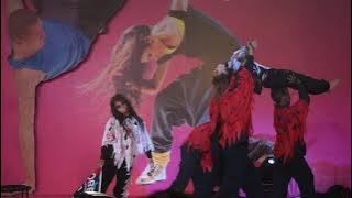 Blobby Dance Competition 2011