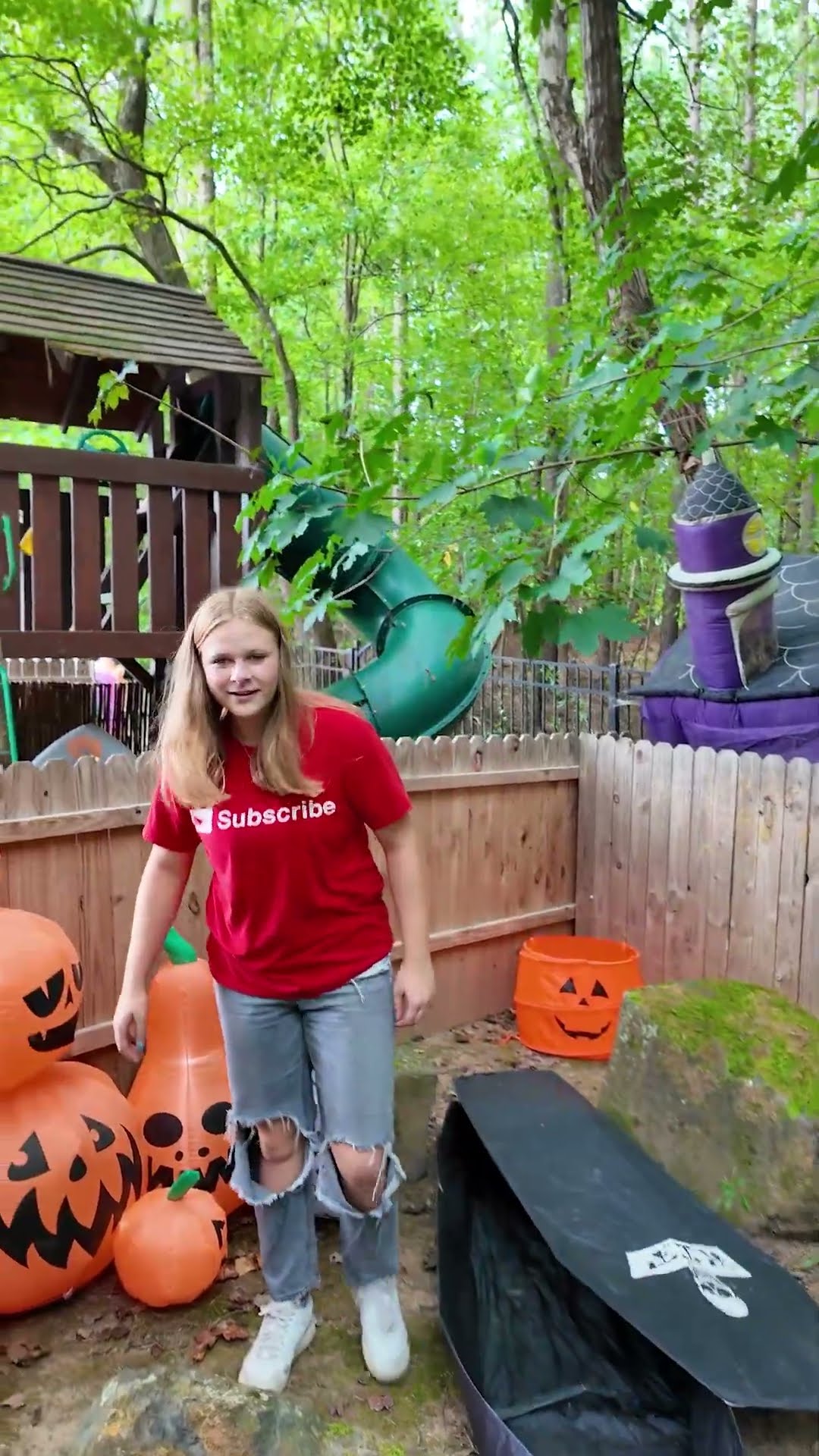 Assistant Plays Hide n Seek Hunt for Count and Frank in Halloween Town #FunnyVideo #Halloween