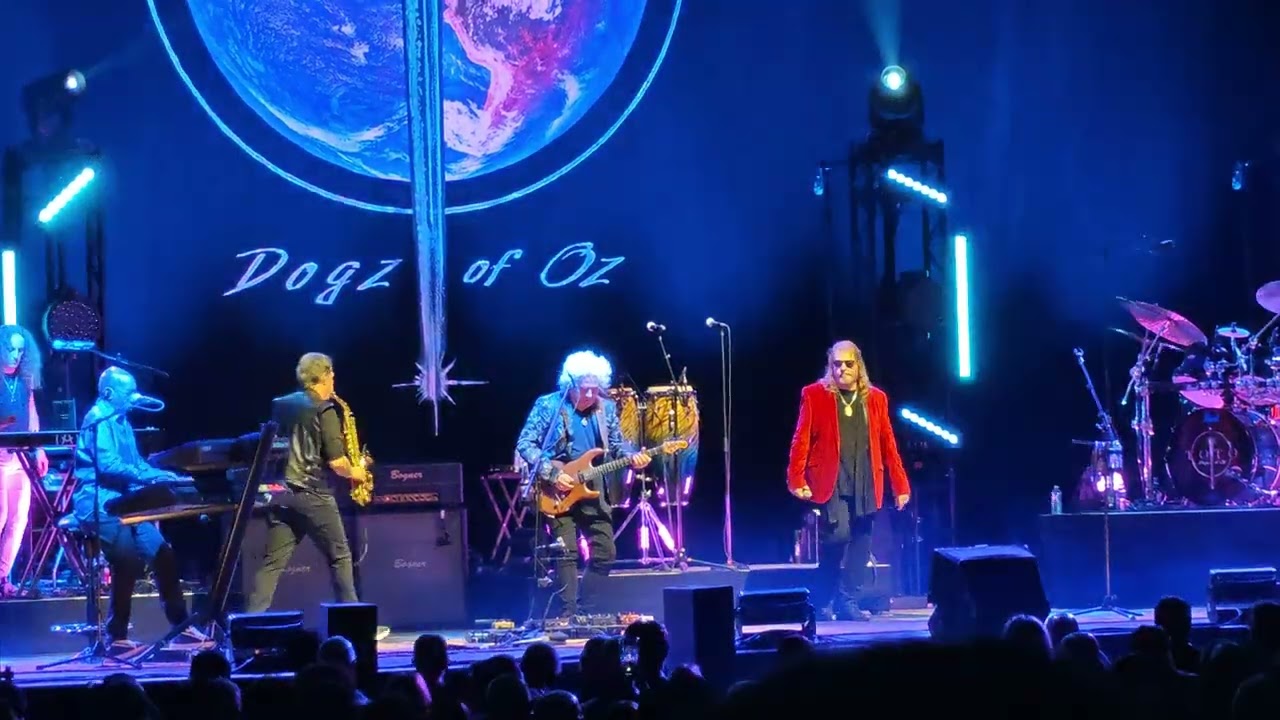 Toto - Stop Loving You (Live in Paris, France 2025) 4K HD 60FPS