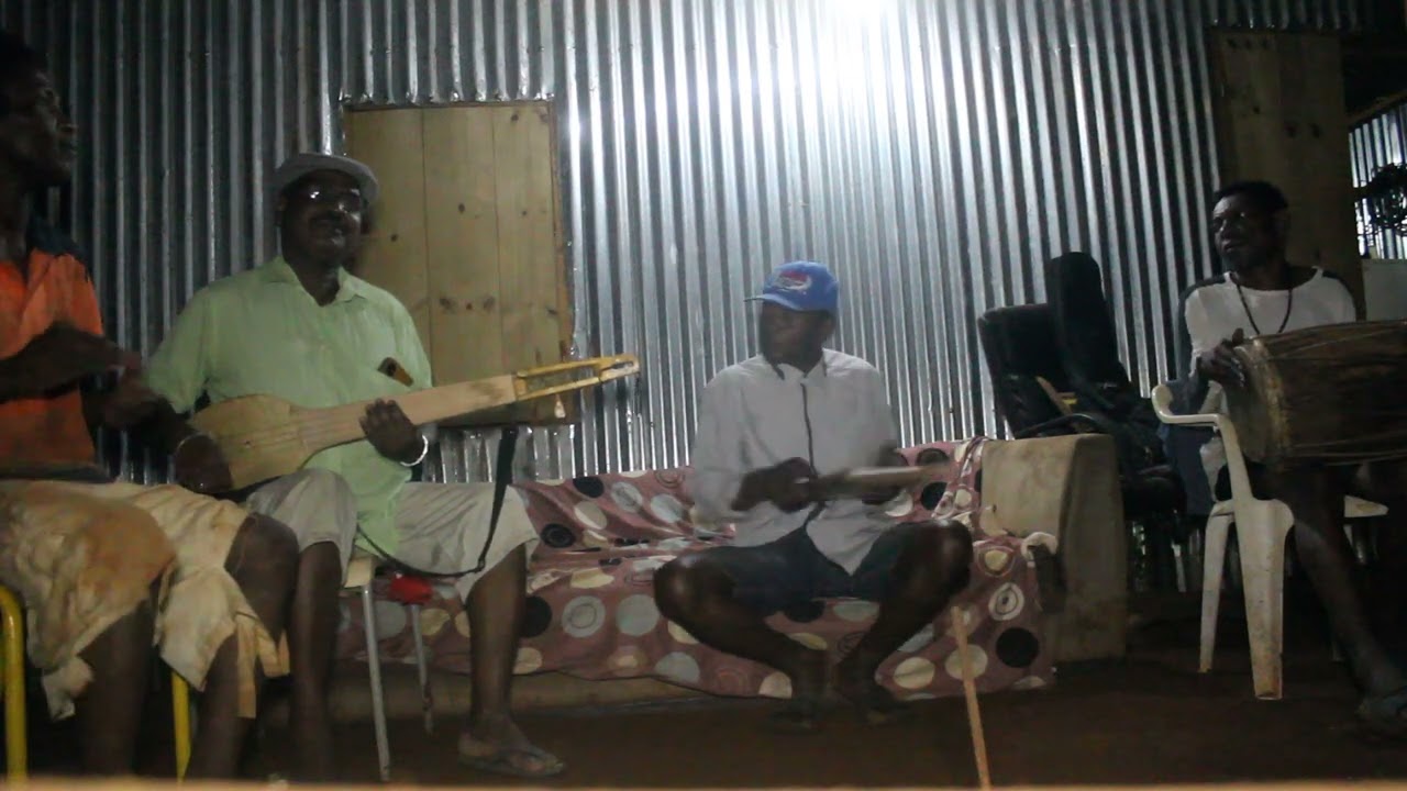 Baba mayanga et Boli _  