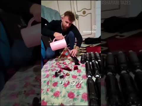 وقتی در شیشه شراب رو باز کردین اکسیژن وارد شرابتون میشه و اجازه میده اندازه کم الکل بپره شراب عرق